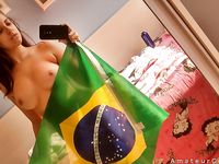 Cute busty Cam Slut with glasses rubbing her clit