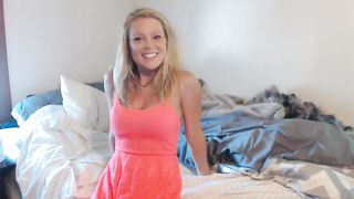 Jeanelle_XXX Plays with her Creamy Big Tits