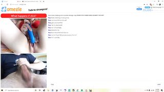 Blondie Fucks her Pussy with a Toy on Omegle