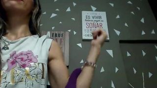 Webcam Girl Flexing 48