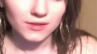 Cam: Webcam Teen Masturbating Her Pussy