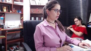 dos chicas muy traviesas