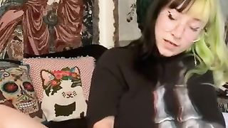 BigTittyGothEgg Dick Size 101