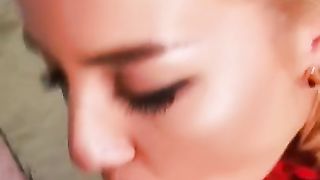 Cheating girlfriend sends snapchat to her boyfriend while she gets fucked