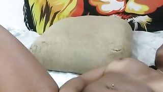 brazilian camgirl doing online show with lovense toy (part 2)