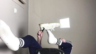 guy shows his legs after the gym - ARTEM SUCHKOV