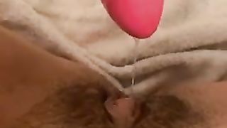 amateur ebony: you won’t believe how wet i am on my toy