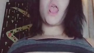 Sexy babe on snapchat feeling good