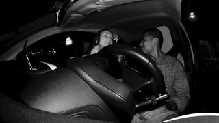 Rimorchio ragazza su Tinder e me la scopo in macchina (DIALOGHI ITA)