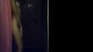 Novinha Virgem Tomando Banho