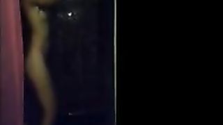 Novinha Virgem Tomando Banho