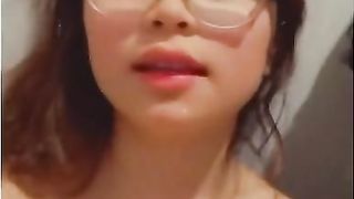 Ambiiyah having fun on Snapchat