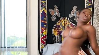 Amateur Ebony Babe Fucks Big White Cock