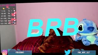 While no one is Home, a Schoolgirl went to a Sex Video Chat (she is 18 Years Old?)