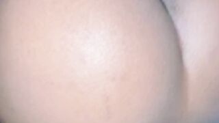 Slim thick thot screams at hotel‼