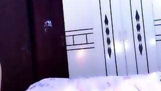 手机直播妹子主播和男友双人啪啪秀上位骑乘-Slutty Asian