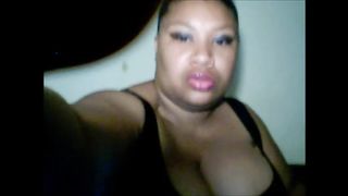 Sexy Big Tit BBW Leylah Perez Plays with Dildo on Webcam