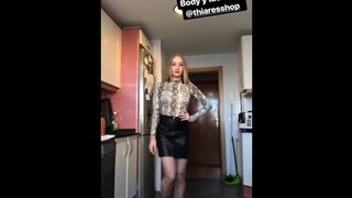 Aladesiempre Twerking Hot