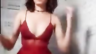 Periscope - Latina Show off all