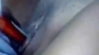 Se Masturba Con un Sepillo (Facebook: Lizbeth Londra)