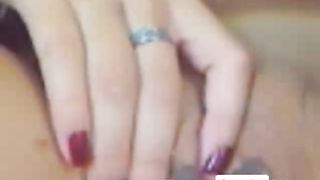 Pennelope Shows off HOT Body