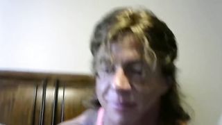 Female Muscle Webcam 01