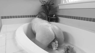 Hot_Milfy_Mom Bath Video Free