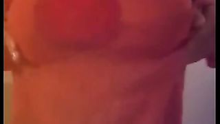 Ivory Keyona Titty Drop