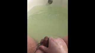 Guy Washes Sexy Body in a Hot Bath - PapaNecha